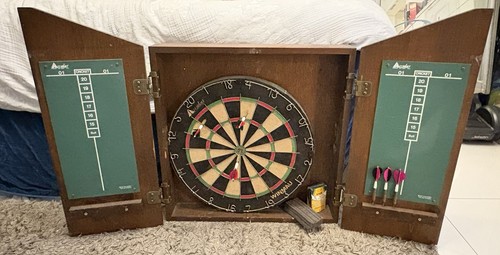 Dartboard cabinet set - dartboard,